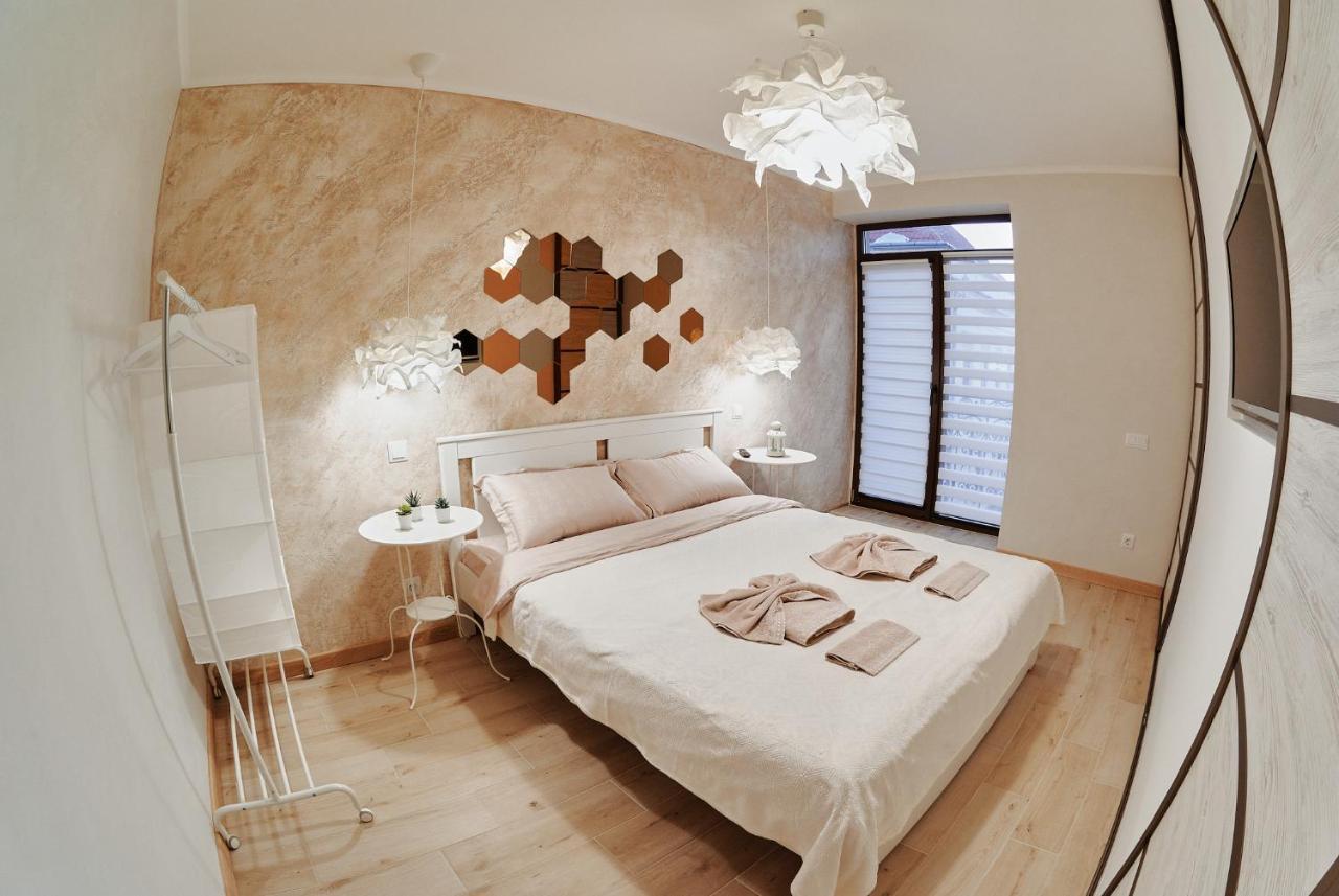 קולומיאה City Centre Apartment מראה חיצוני תמונה